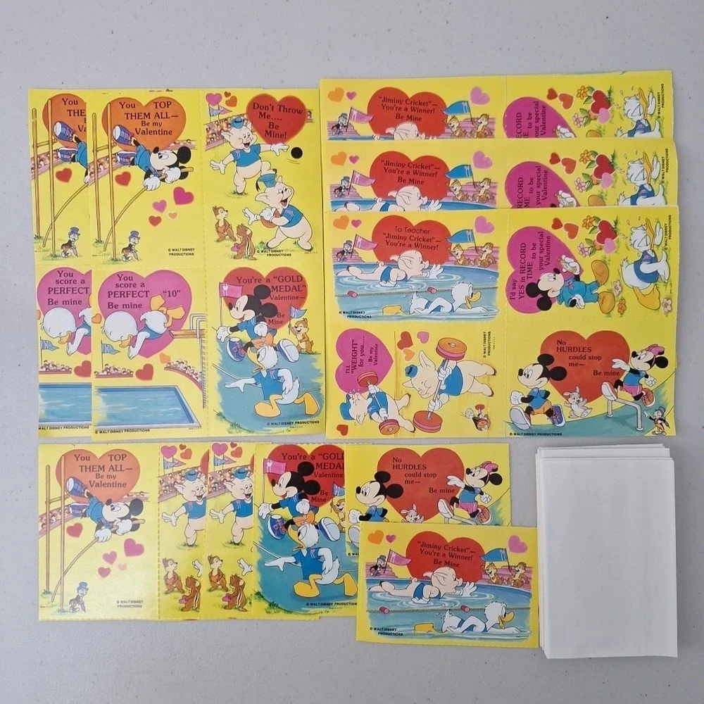 1978 Vintage Disney Mickey Valentines Cards 26 Cards and Envelopes NEW RARE